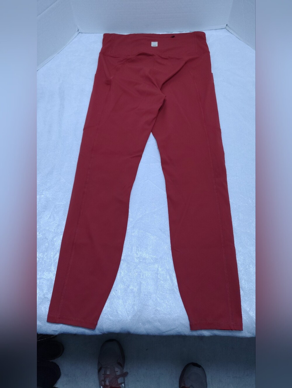 Vuori Leggings For Women - MEDIUM, side-drop-in Pockets